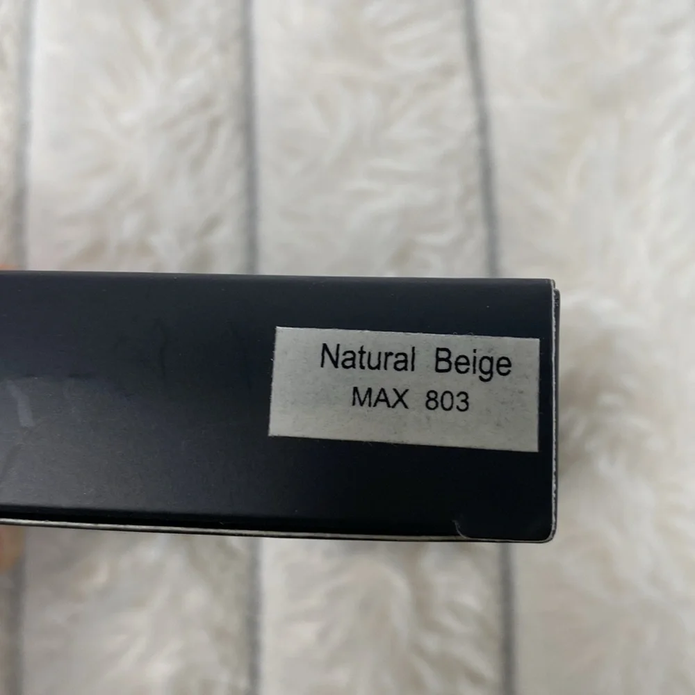 The Maximum Max Press Powder Color: Natural Beige MAX 803
